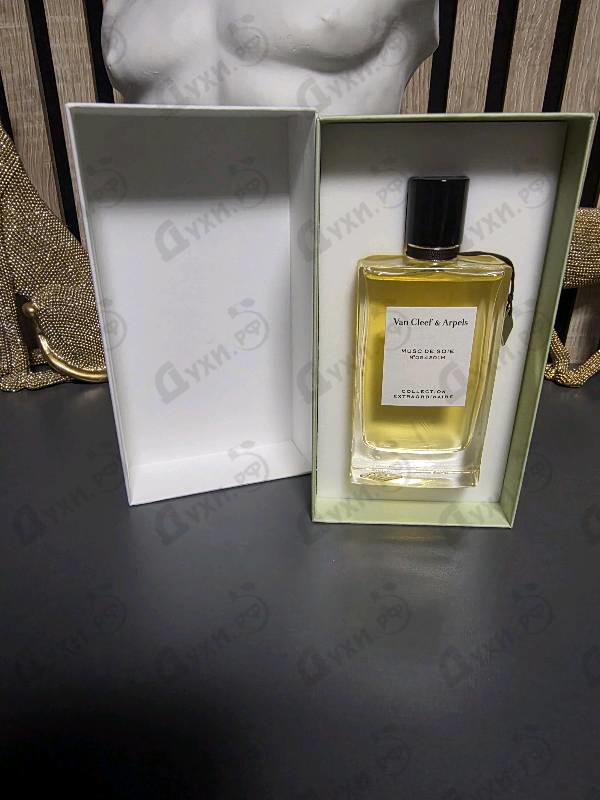 Парфюмерия Musc De Soie от Van Cleef & Arpels