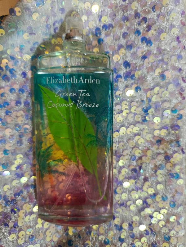 Купить Green Tea Coconut Breeze от Elizabeth Arden