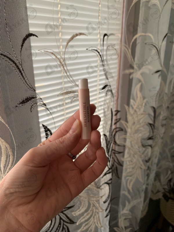 Отзывы Givenchy Irresistible Nude Velvet