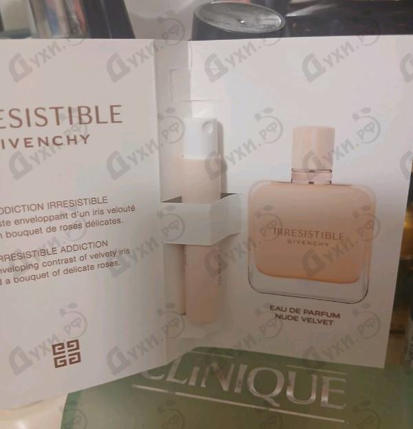 Духи Irresistible Nude Velvet от Givenchy
