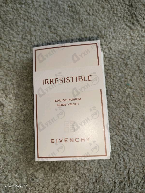 Духи Irresistible Nude Velvet от Givenchy