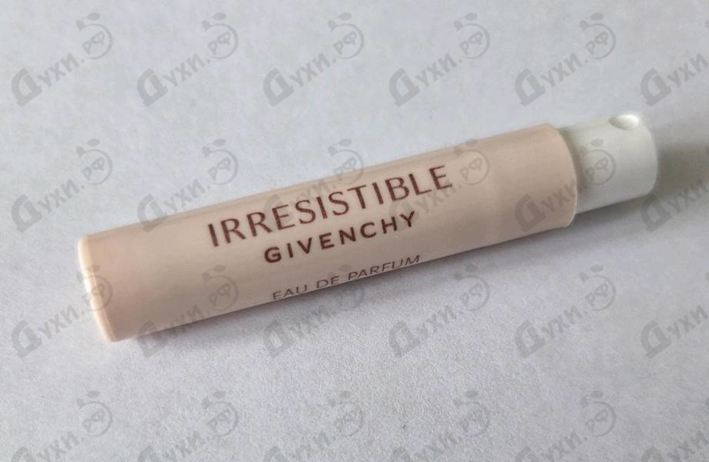 Парфюмерия Irresistible Nude Velvet от Givenchy
