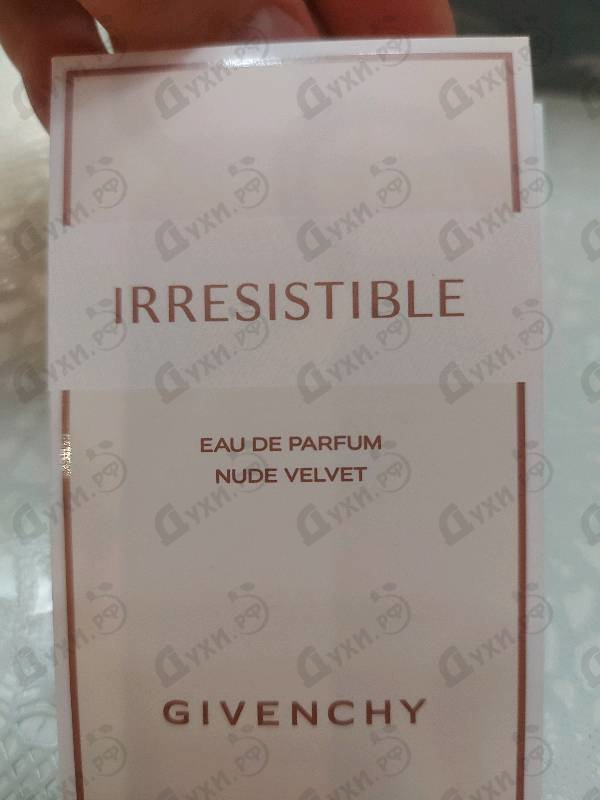 Духи Irresistible Nude Velvet от Givenchy