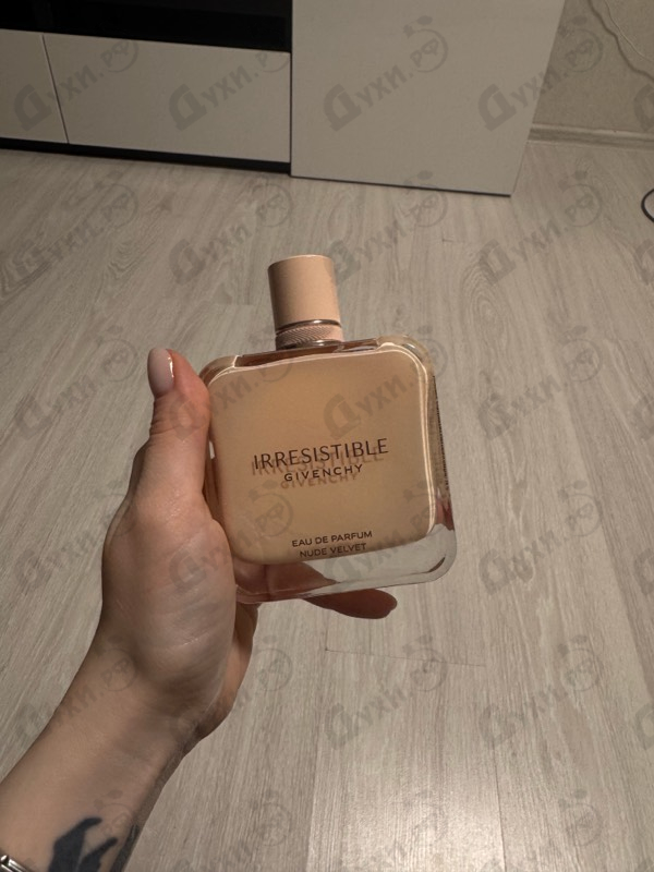 Духи Irresistible Nude Velvet от Givenchy