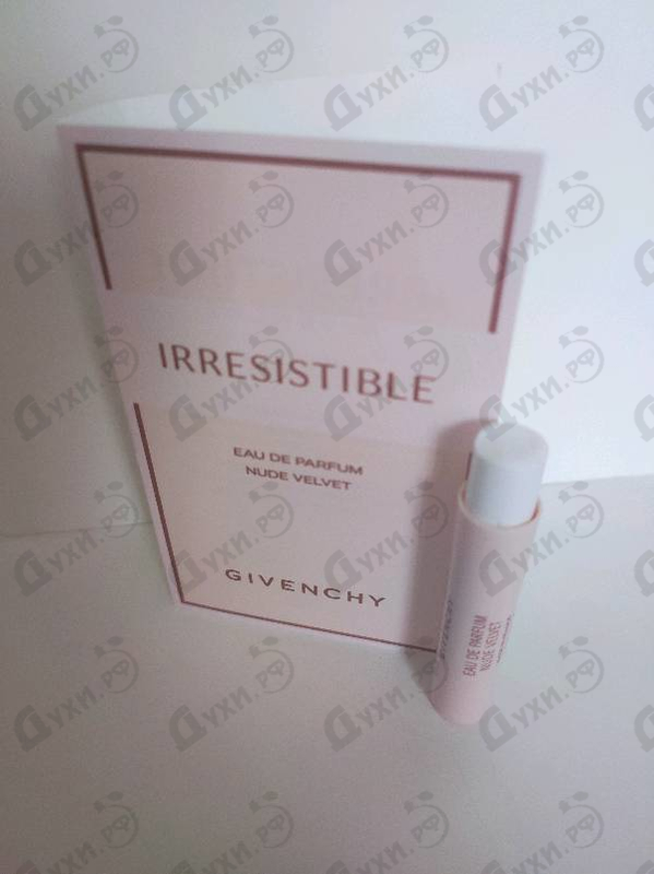 Парфюмерия Irresistible Nude Velvet от Givenchy