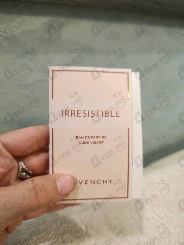Парфюмерия Irresistible Nude Velvet от Givenchy