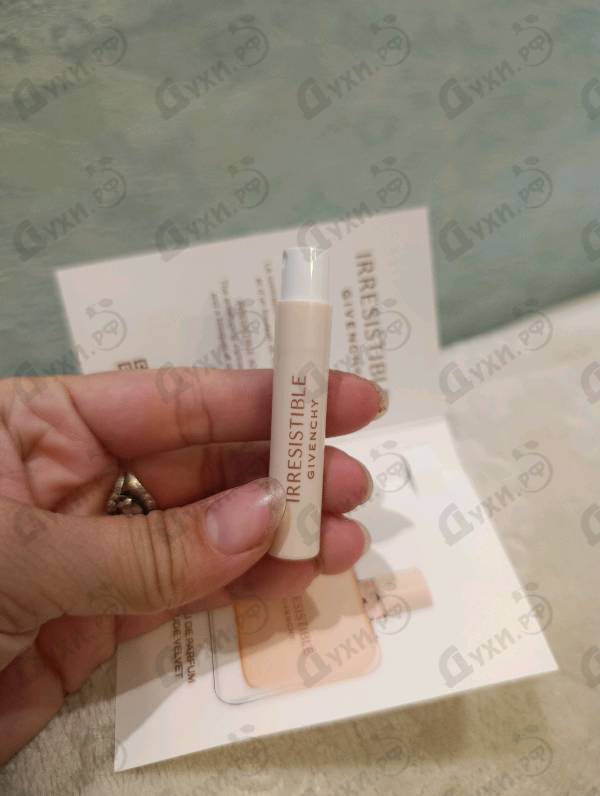 Парфюмерия Irresistible Nude Velvet от Givenchy