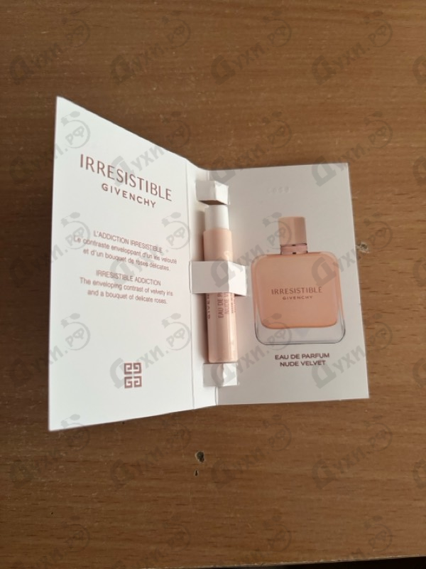 Духи Irresistible Nude Velvet от Givenchy
