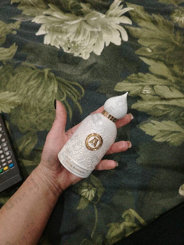 Духи Musk Kashmir Extrait от Attar Collection