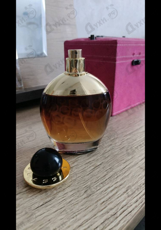 Отзыв Bill Blass Nude Black