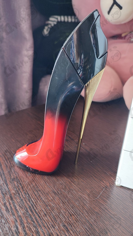 Духи Very Good Girl Elixir от Carolina Herrera
