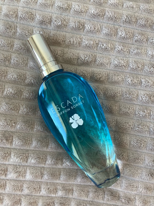 Парфюмерия Chiffon Sorbet Eau De Toilette от Escada
