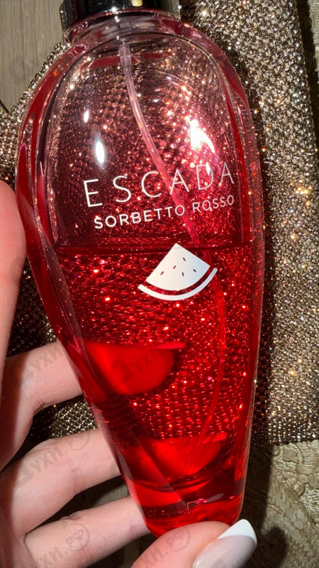 Парфюмерия Escaping With Sorbetto Rosso от Escada
