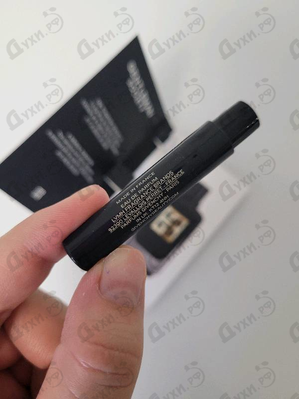 Парфюмерия Gentleman Society Eau De Parfum Ambree от Givenchy