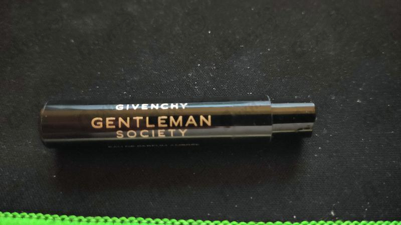 Купить Gentleman Society Eau De Parfum Ambree от Givenchy