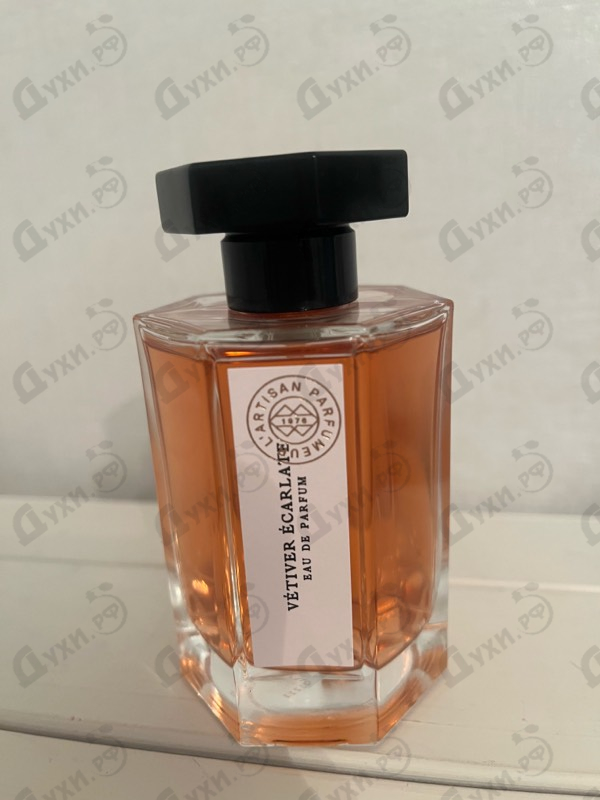 Купить Vetiver Ecarlate от L'Artisan Parfumeur