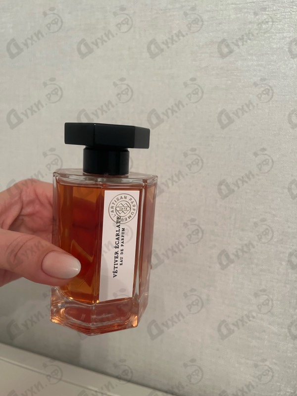 Купить Vetiver Ecarlate от L'Artisan Parfumeur