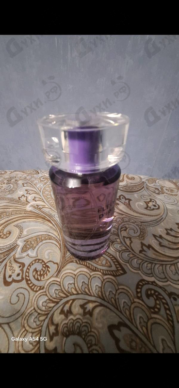 Парфюмерия Fleur D'Iris от Lagerfeld