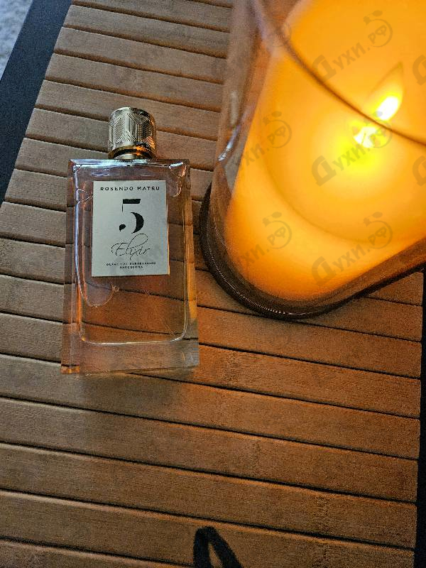 Купить Rosendo Mateu № 5 Elixir от Rosendo Mateu Olfactive Expressions