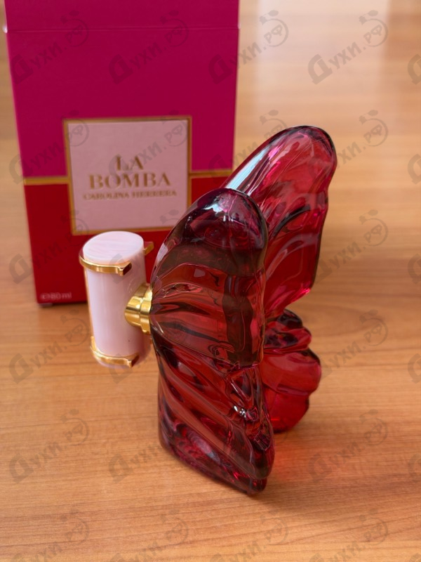 Духи La Bomba от Carolina Herrera