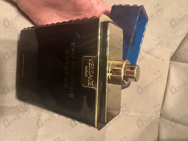 Парфюмерия Eau Fraiche Extreme от Versace