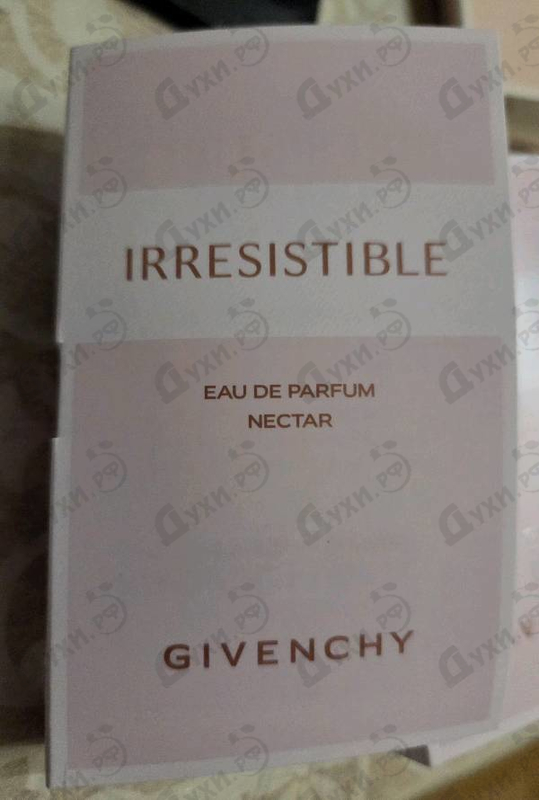 Парфюмерия Irresistible Nectar от Givenchy
