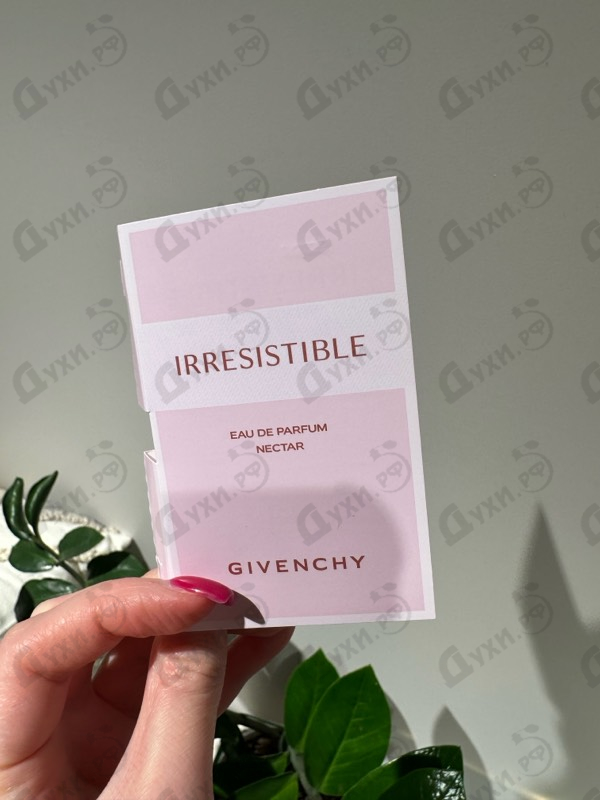 Духи Irresistible Nectar от Givenchy