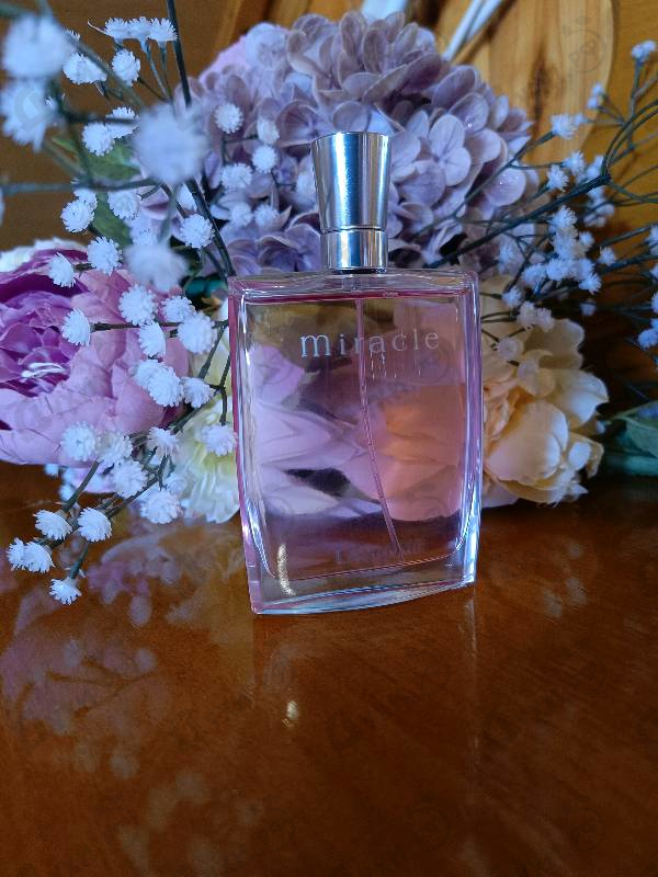 Парфюмерия Miracle от Lancome