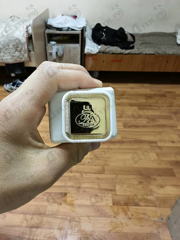 Духи Glorious Oud Royal Blanc от French Avenue