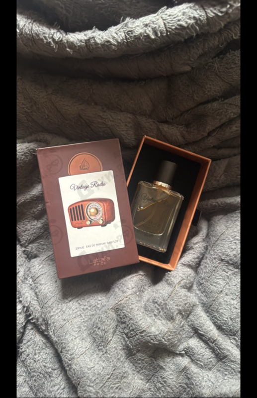 Духи Vintage Radio от Lattafa Perfumes