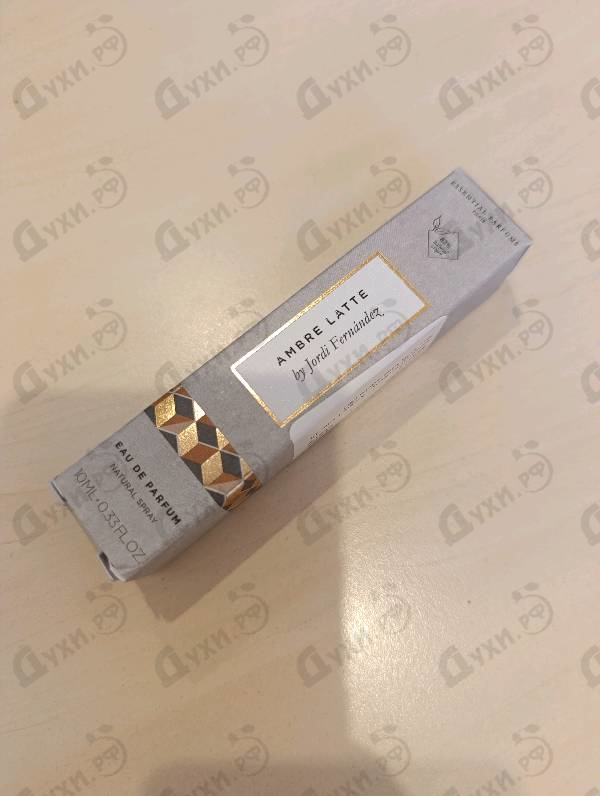 Парфюмерия Ambre Latte от Essential Parfums
