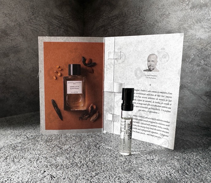 Духи Ambre Latte от Essential Parfums