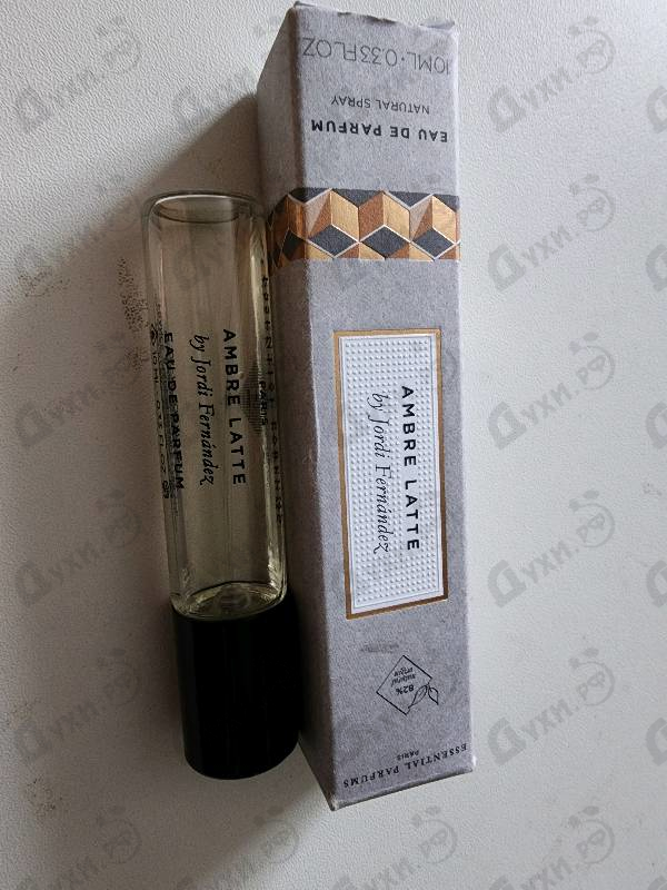 Духи Ambre Latte от Essential Parfums