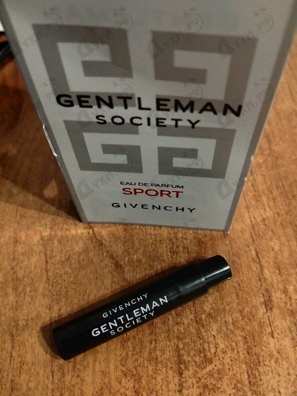 Парфюмерия Givenchy Gentleman Society Sport