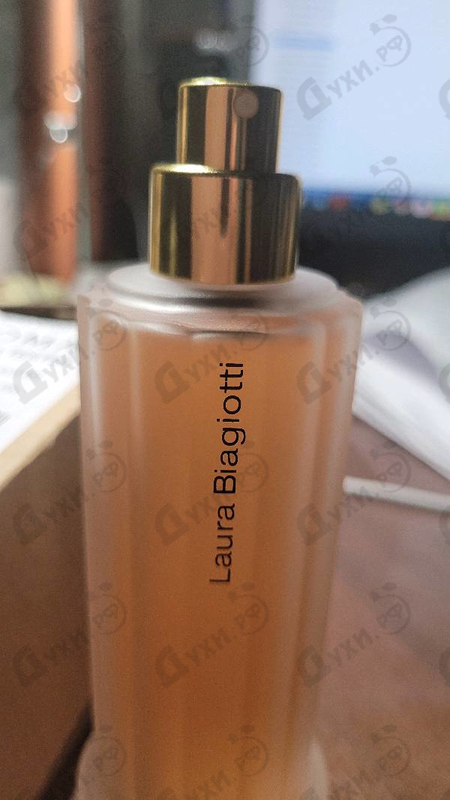 Духи Roma от Laura Biagiotti