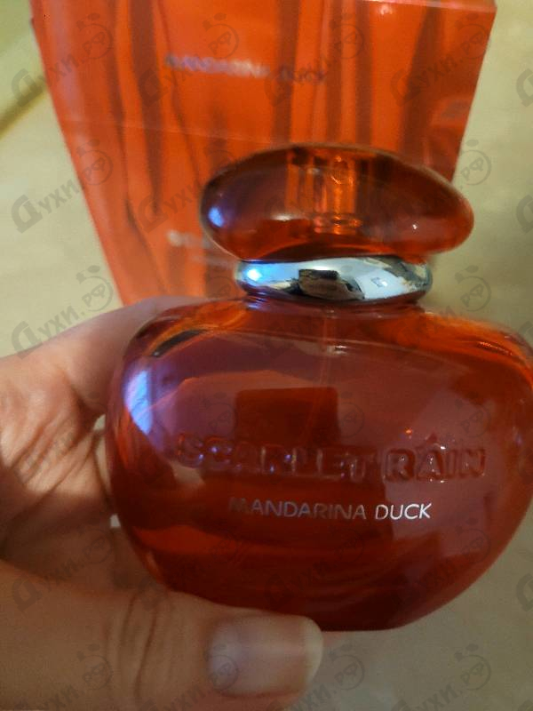 Духи Scarlet Rain от Mandarina Duck