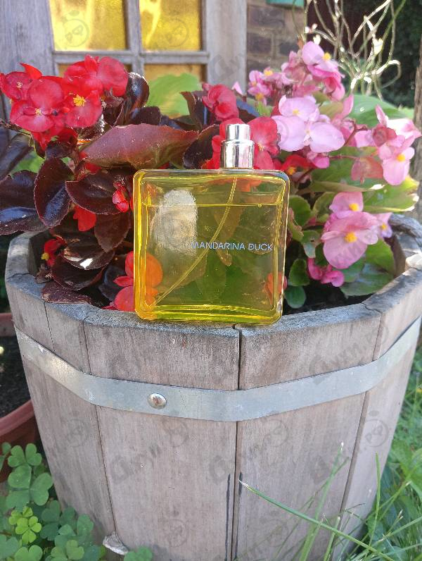 Духи Woman от Mandarina Duck