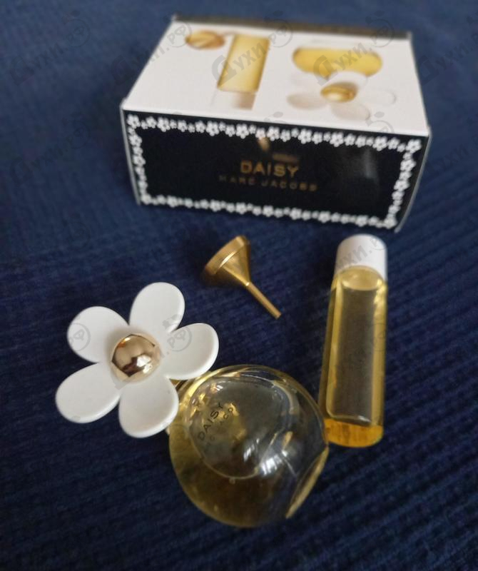 Купить Marc Jacobs Daisy