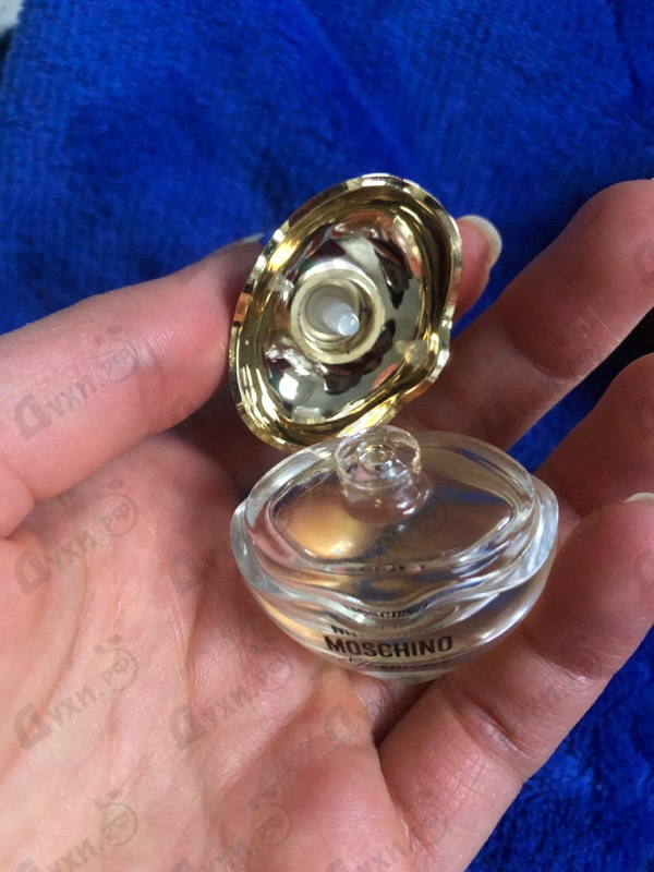 Парфюмерия Moschino Glamour