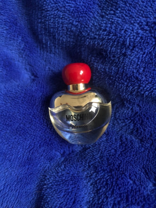 Парфюмерия Glamour от Moschino