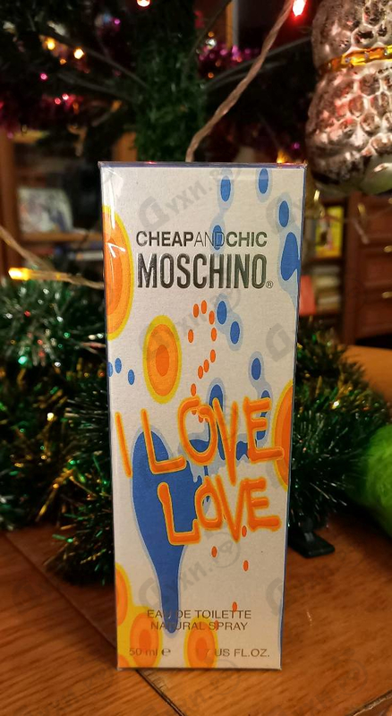 Парфюмерия Moschino I Love Love