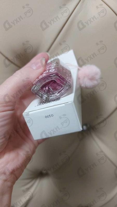 Духи Naomi Campbell Cat Delluxe Парфюмерия Cat Delluxe от Naomi Campbell