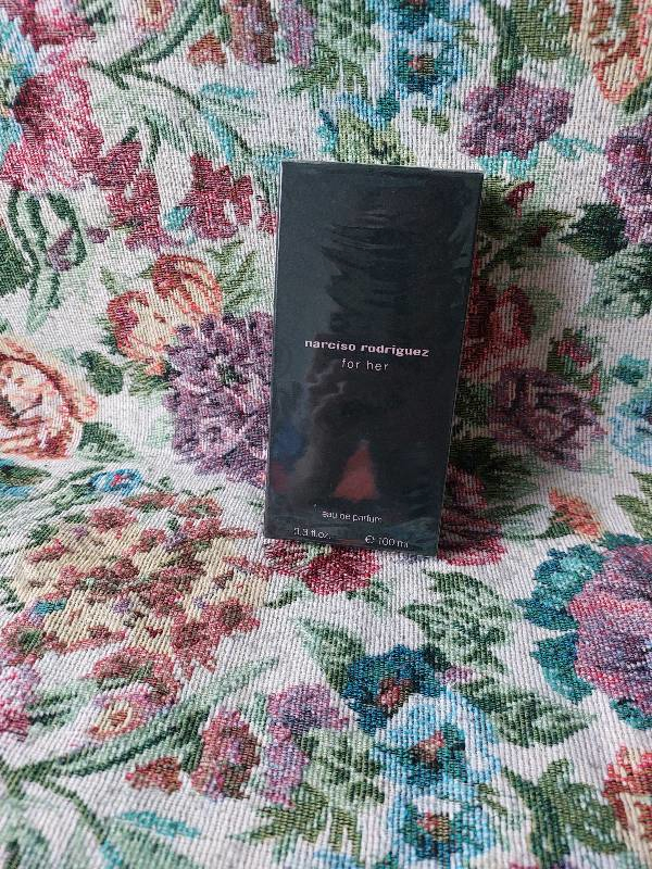 Парфюмерия For Her от Narciso Rodriguez