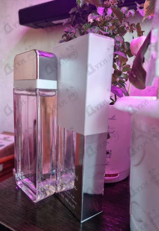 Парфюм Oscar De La Renta Intrusion Духи Intrusion от Oscar De La Renta