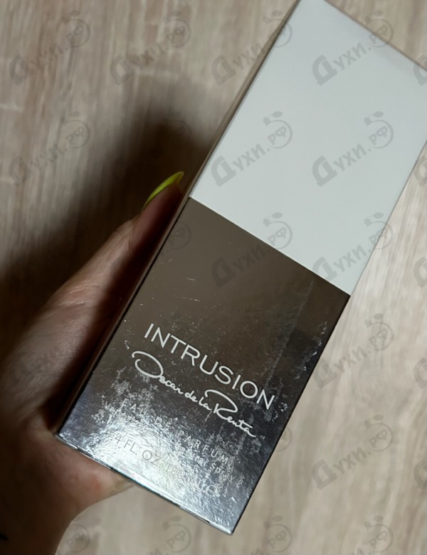 Парфюм Oscar De La Renta Intrusion Купить Intrusion от Oscar De La Renta