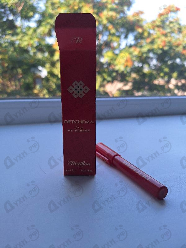 Парфюмерия Revillon Detchema