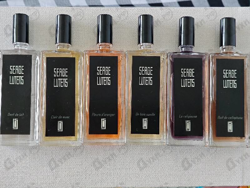 Парфюмерия Serge Lutens Clair De Musc