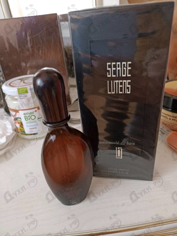 Духи Feminite Du Bois от Serge Lutens