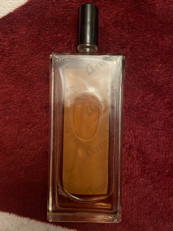 Парфюмерия Nuit De Cellophane от Serge Lutens