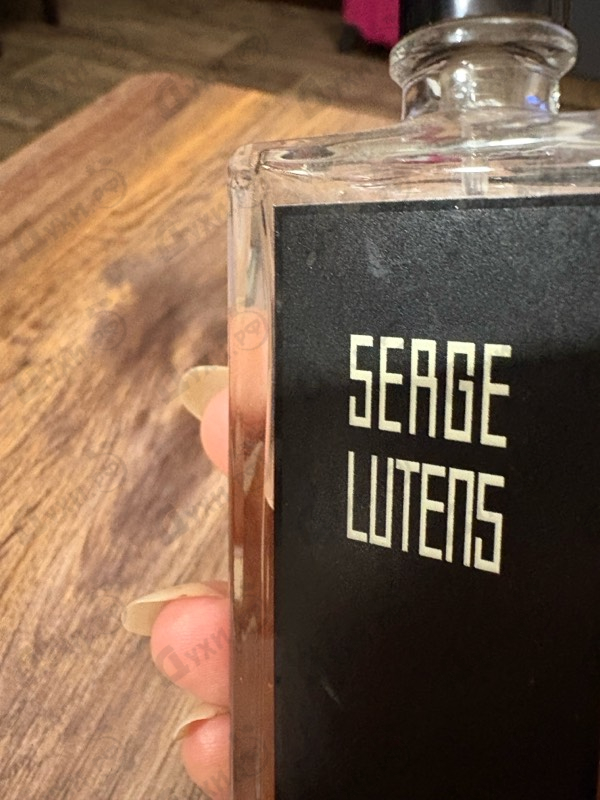 Духи Un Bois Vanille от Serge Lutens